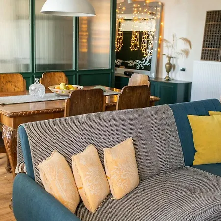 Philos Guest house