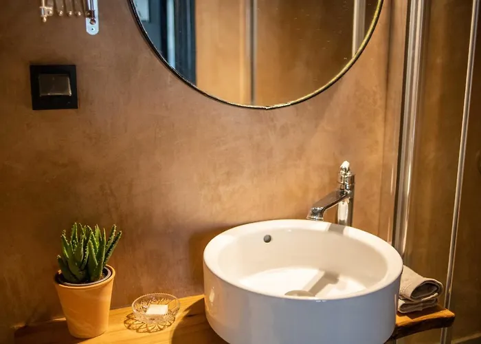 Philos Guest house 3*